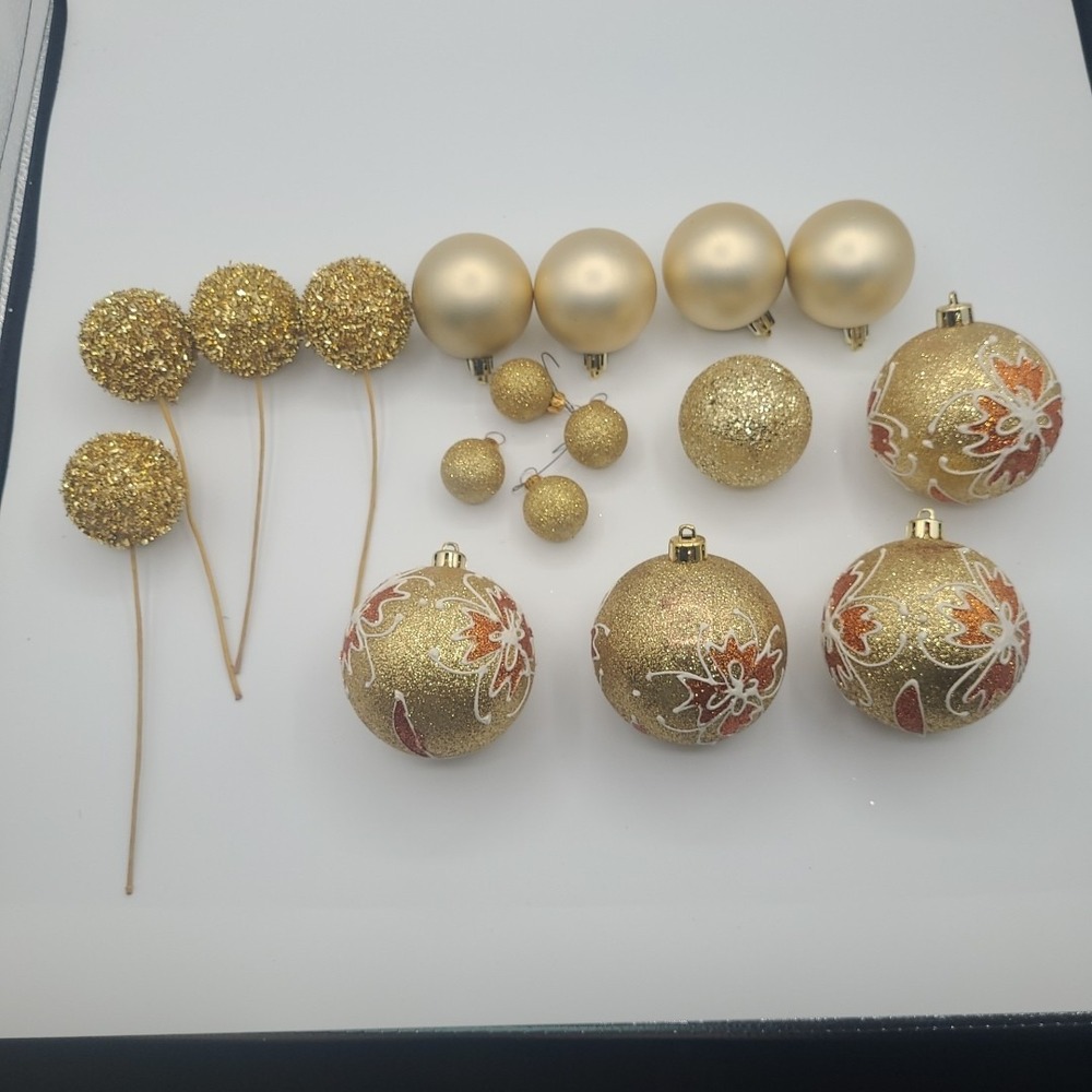 Christmas Ornaments Vintage Lot 17 Piece Multi‎ Color Glitter Decorated